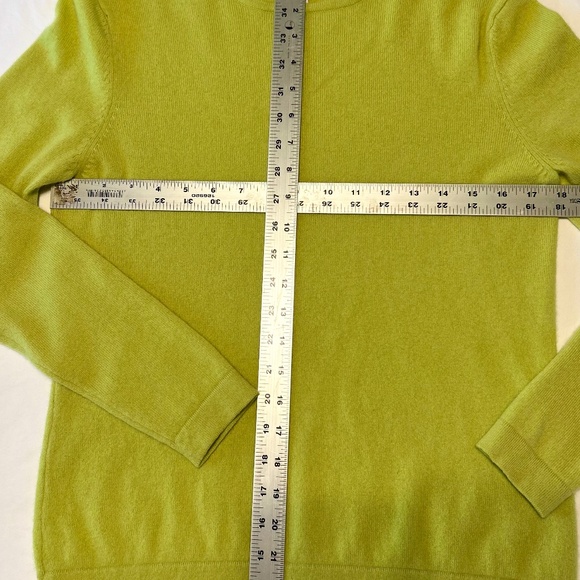 100% MONGOLIAN CASHMERE CREW NECK SWEATER - Picture 3 of 3